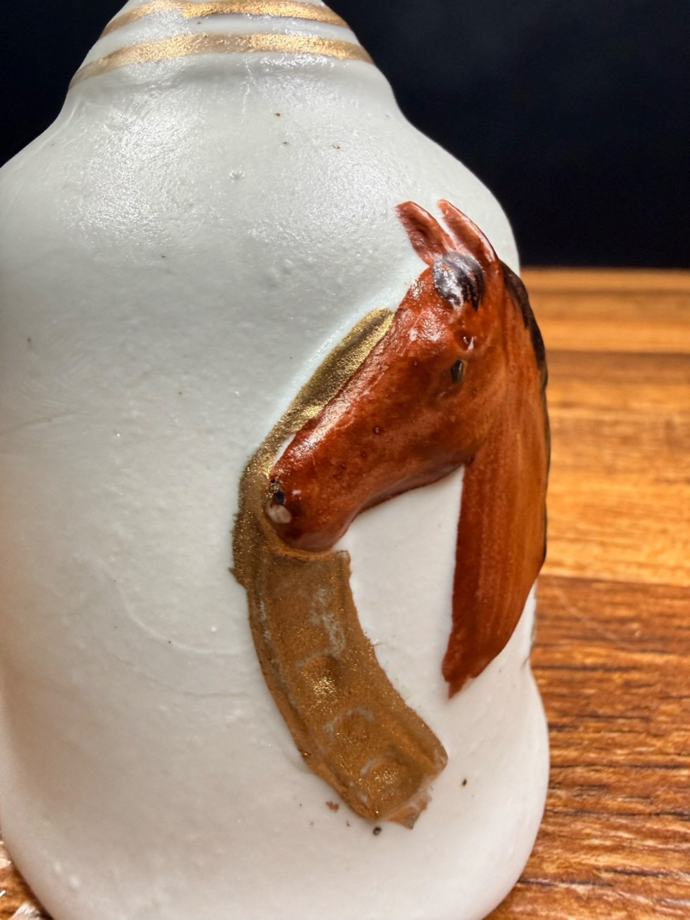 1979 SUNSET HOUSE Bell with Horse and Horseshoe - Picture 10 of 13